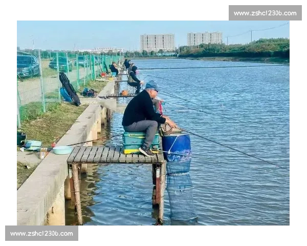 职工欢乐钓鱼竞技比赛展示团结协作与休闲乐趣 职工欢乐钓鱼竞技比赛展示团结协作与休闲乐趣